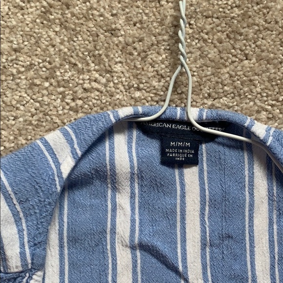 American Eagle longsleeve top! - Picture 2 of 3